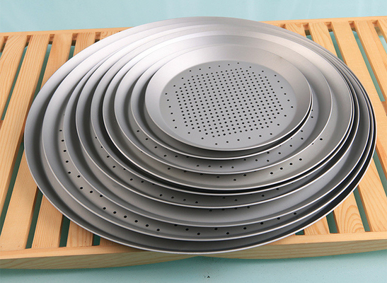 RK Bakeware China Foodservice NSF Alumínio Anodizado Duro Perfurado Crosta Crocante Formas de Pizza para Pizza Hut